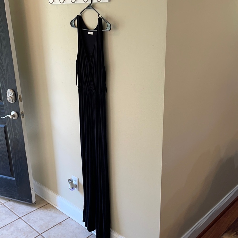 Black maxi dress